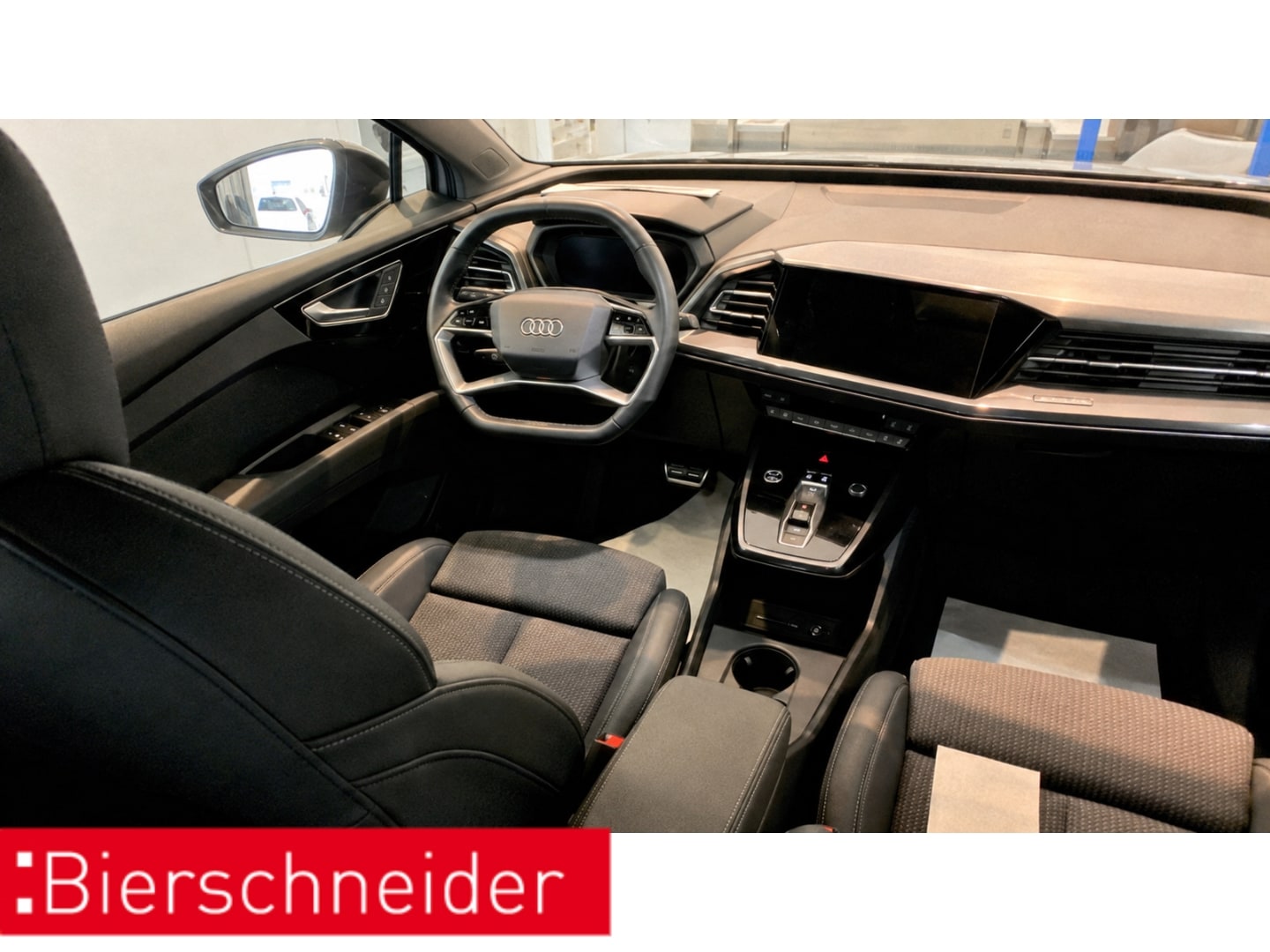 Bild über Audi Q4 e-tron 45 e-tron quattro - für weitere Informationen kontaktieren Sie den Audi Partner