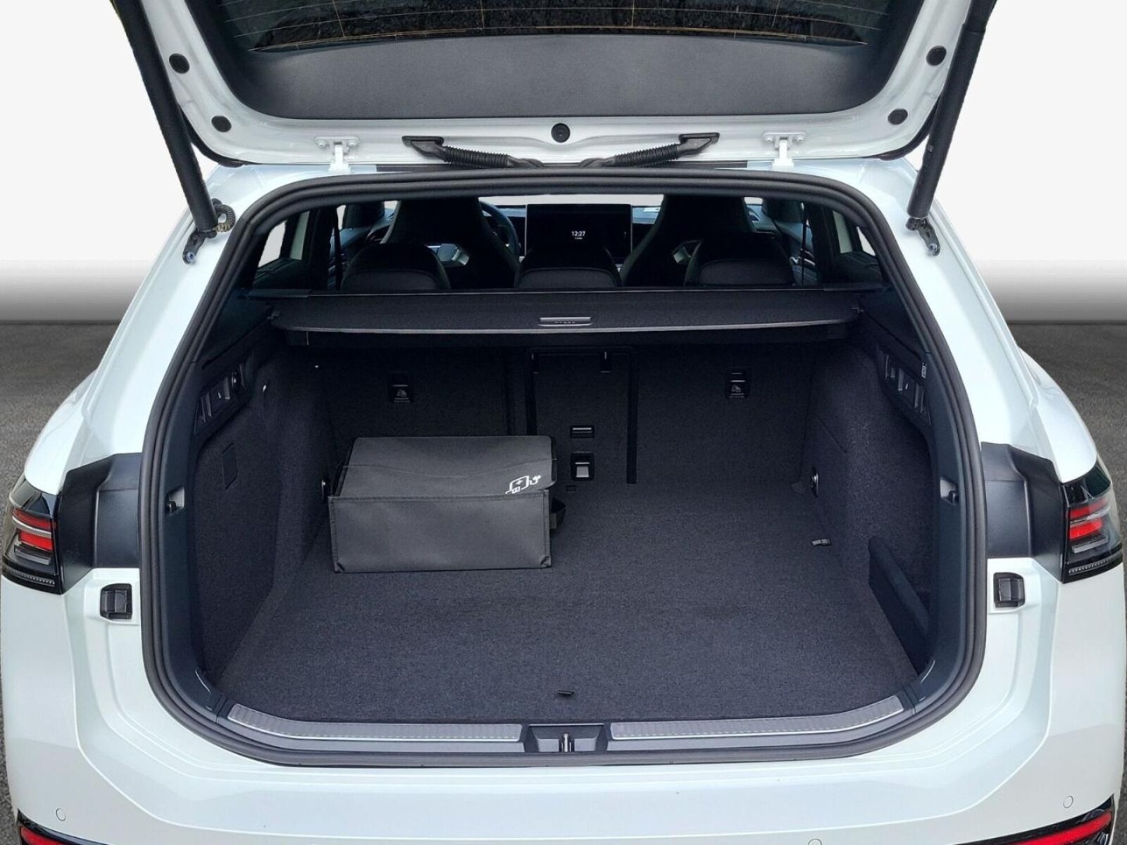 Volkswagen Passat – Bild 8