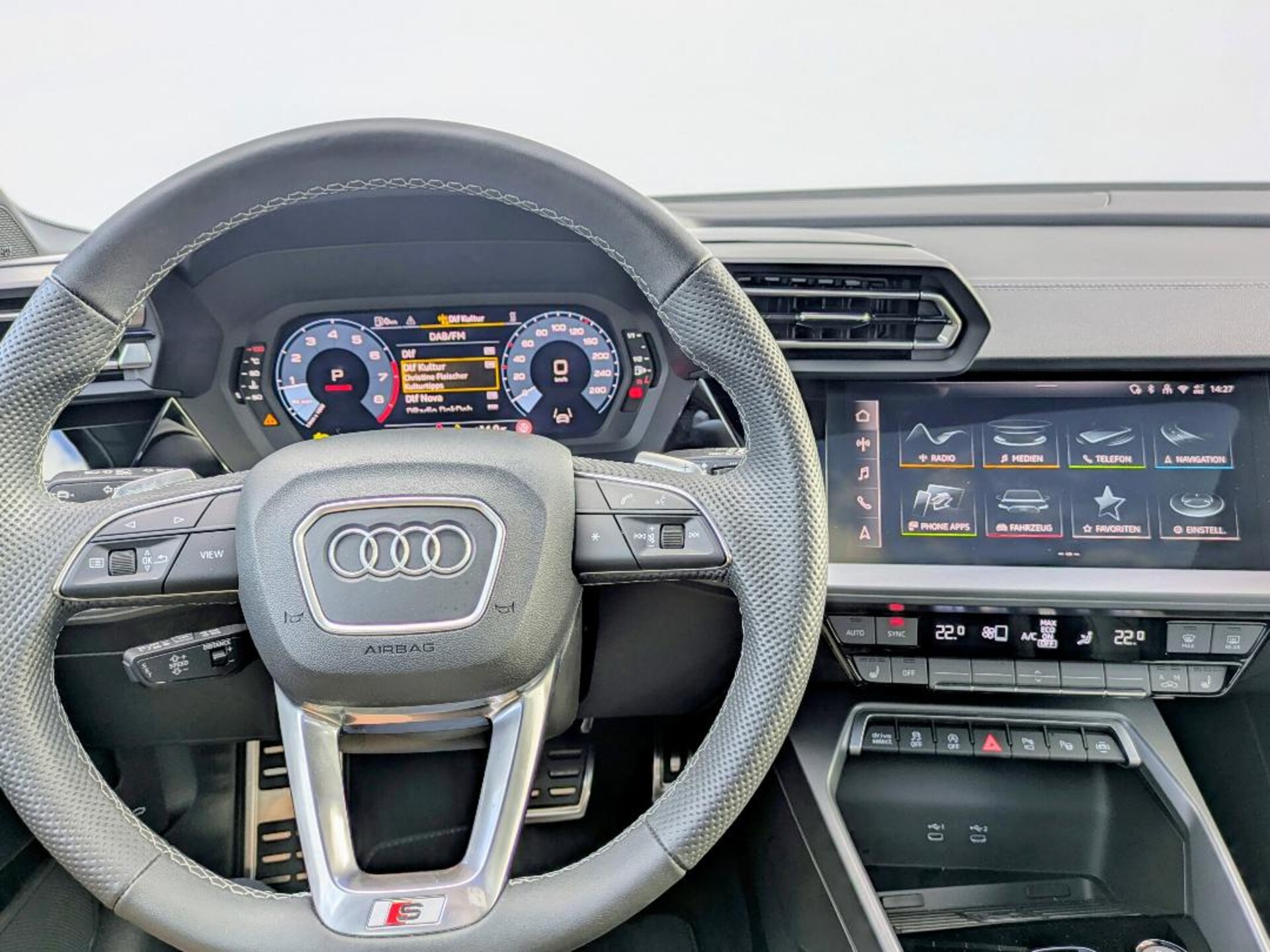 Audi A3 Sportback S line