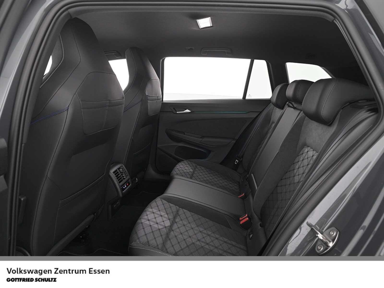 Volkswagen Golf Variant – Bild 11