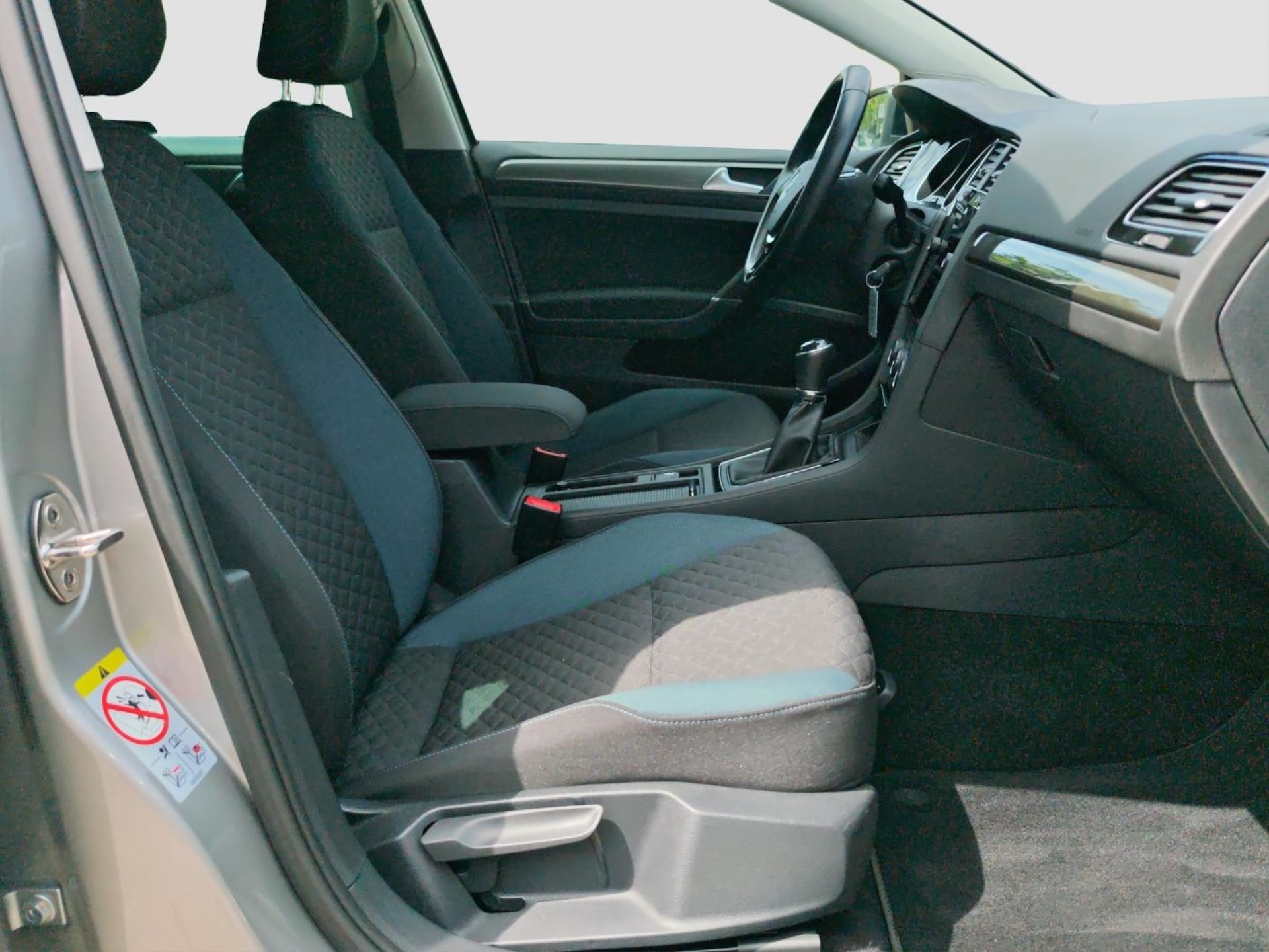 Volkswagen Golf IQ.DRIVE