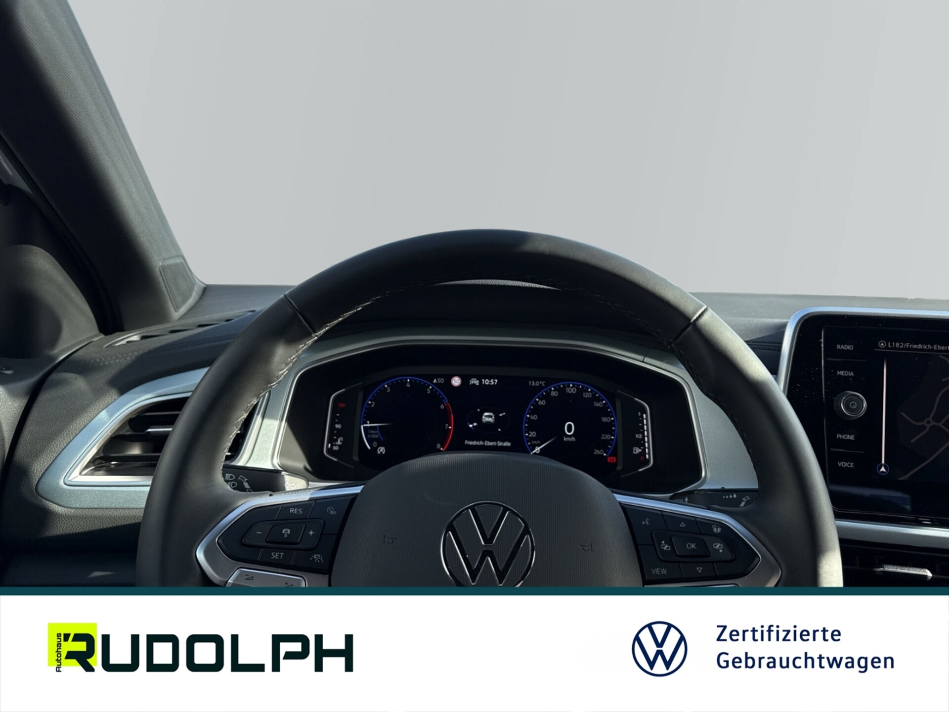 Volkswagen T-Roc Life