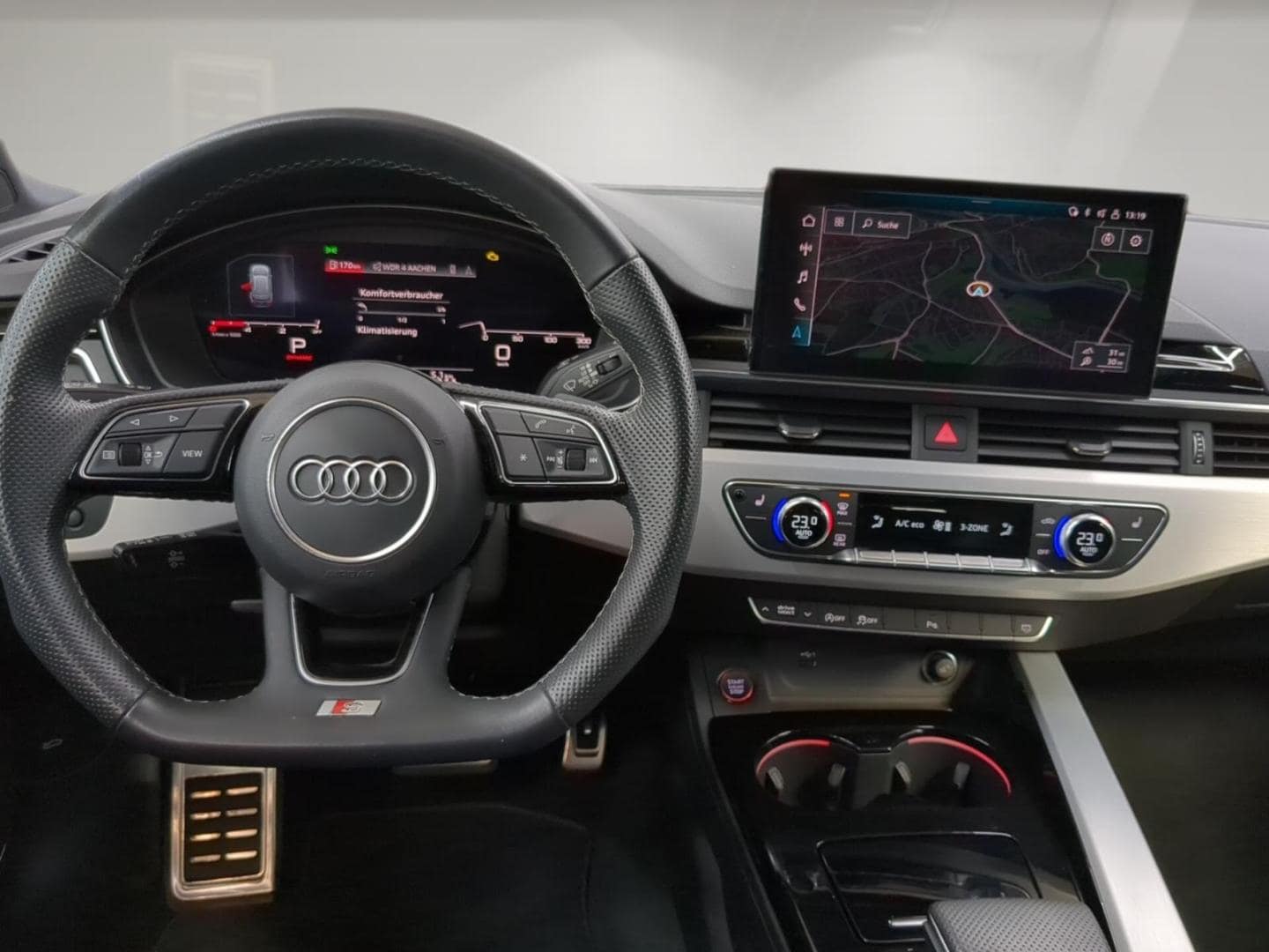 Bild über Audi S4 Avant TDI quattro tiptronic - für weitere Informationen kontaktieren Sie den Audi Partner