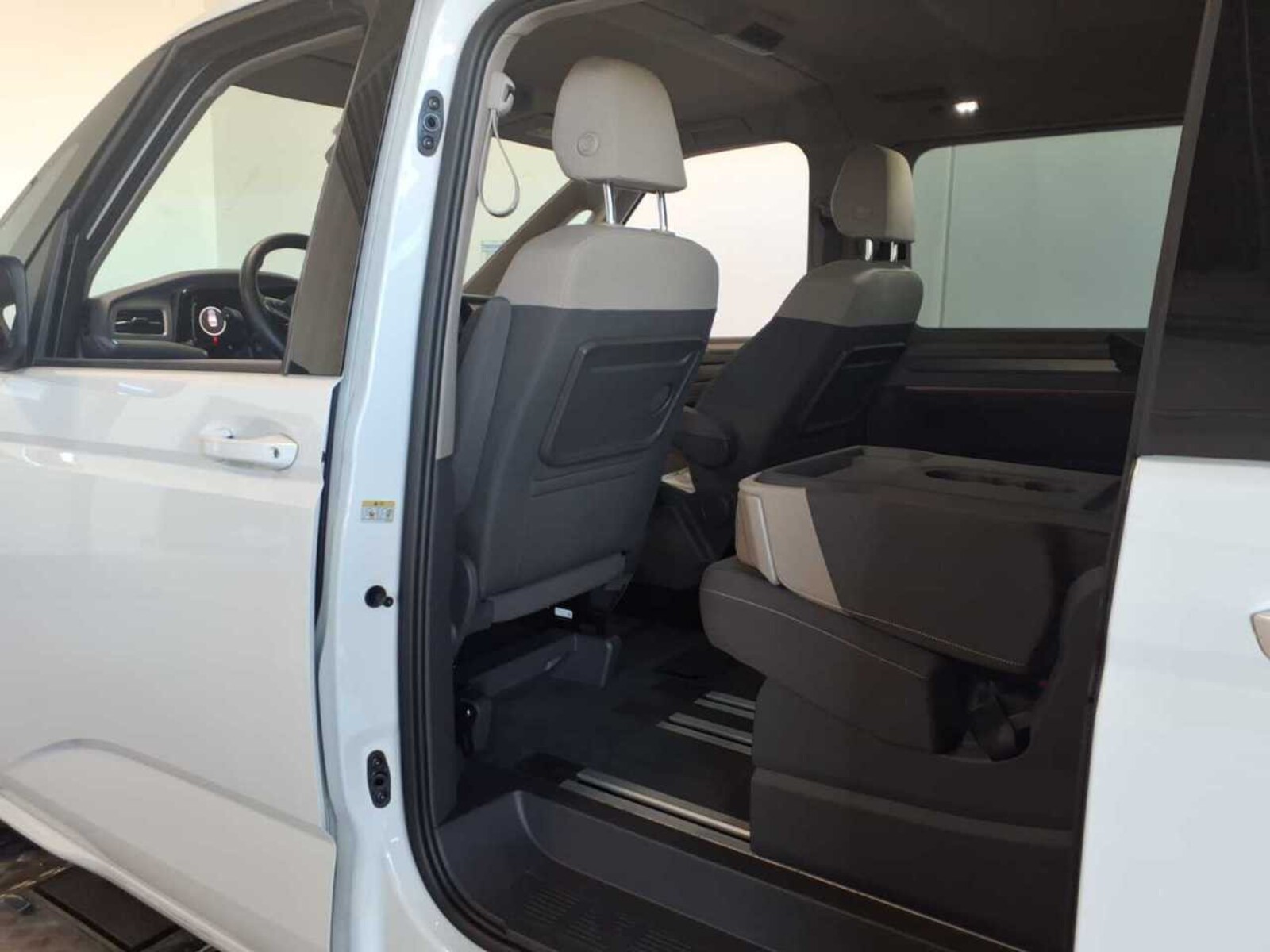 Volkswagen Multivan Langversion – Bild 4