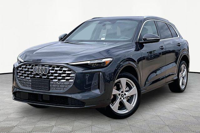 2026 Audi Q5 Premium Plus quattro's photo