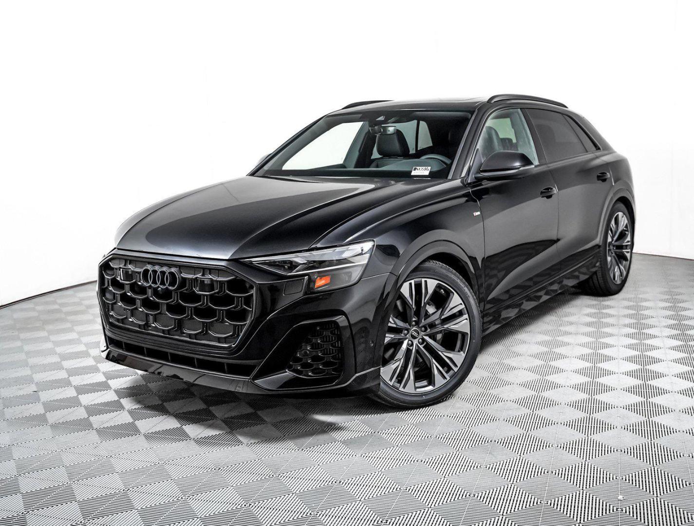 2026 Audi Q8 55 Premium Plus quattro Tiptonic's photo