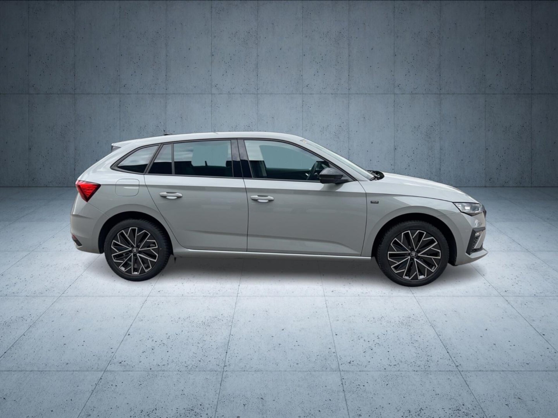 Skoda Scala Tour