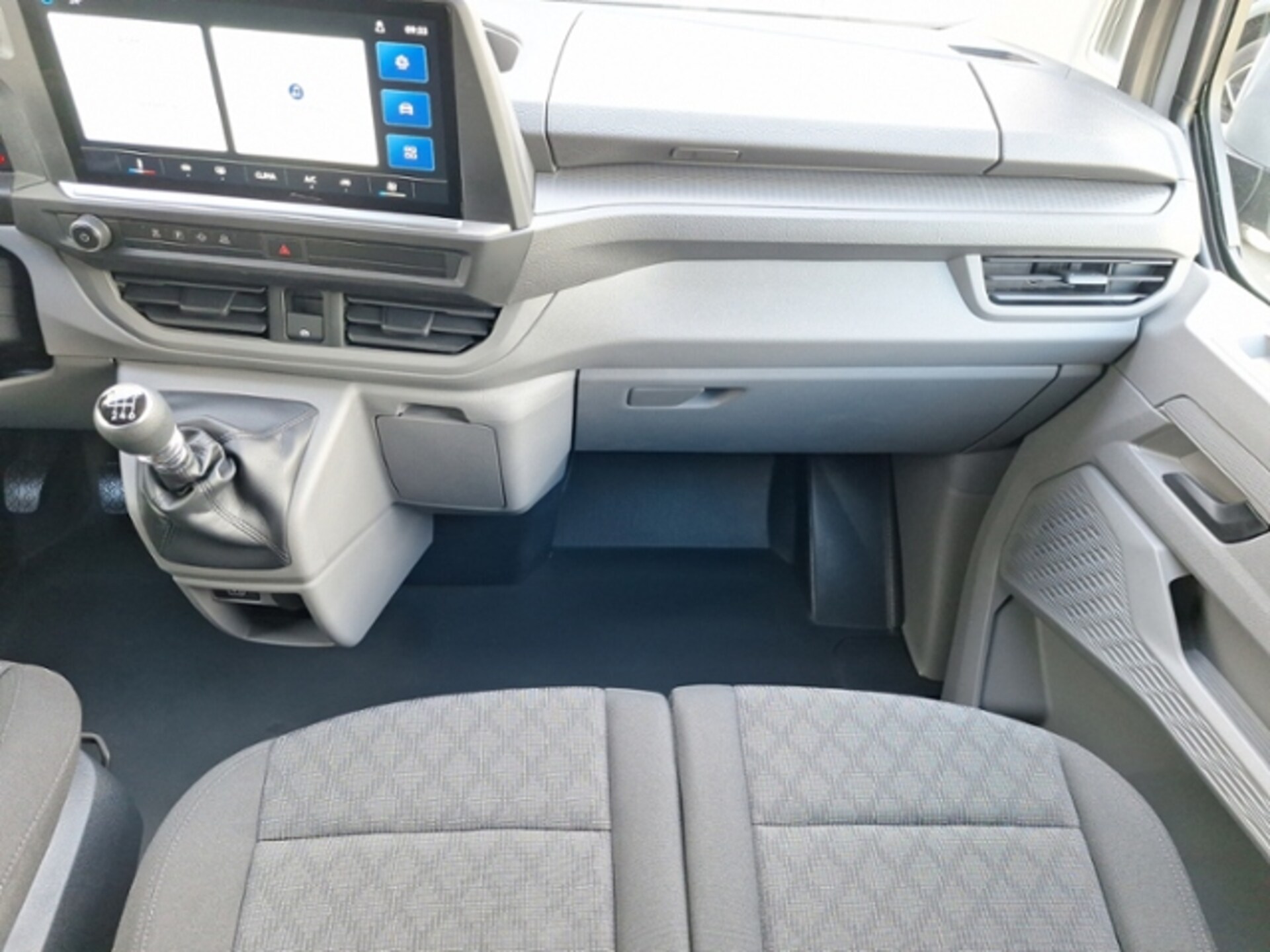 Volkswagen Transporter Kombi kurzer Radstand