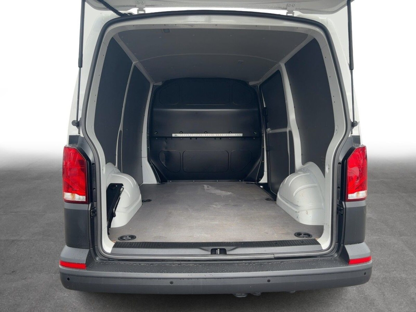Volkswagen T6.1 Transporter Kasten kurzer Radstand – Bild 16