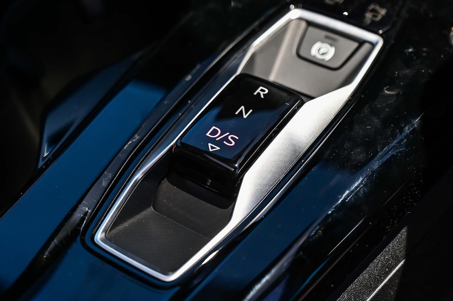 Image about Audi Q5 SUV TDI quattro 150 kW sport