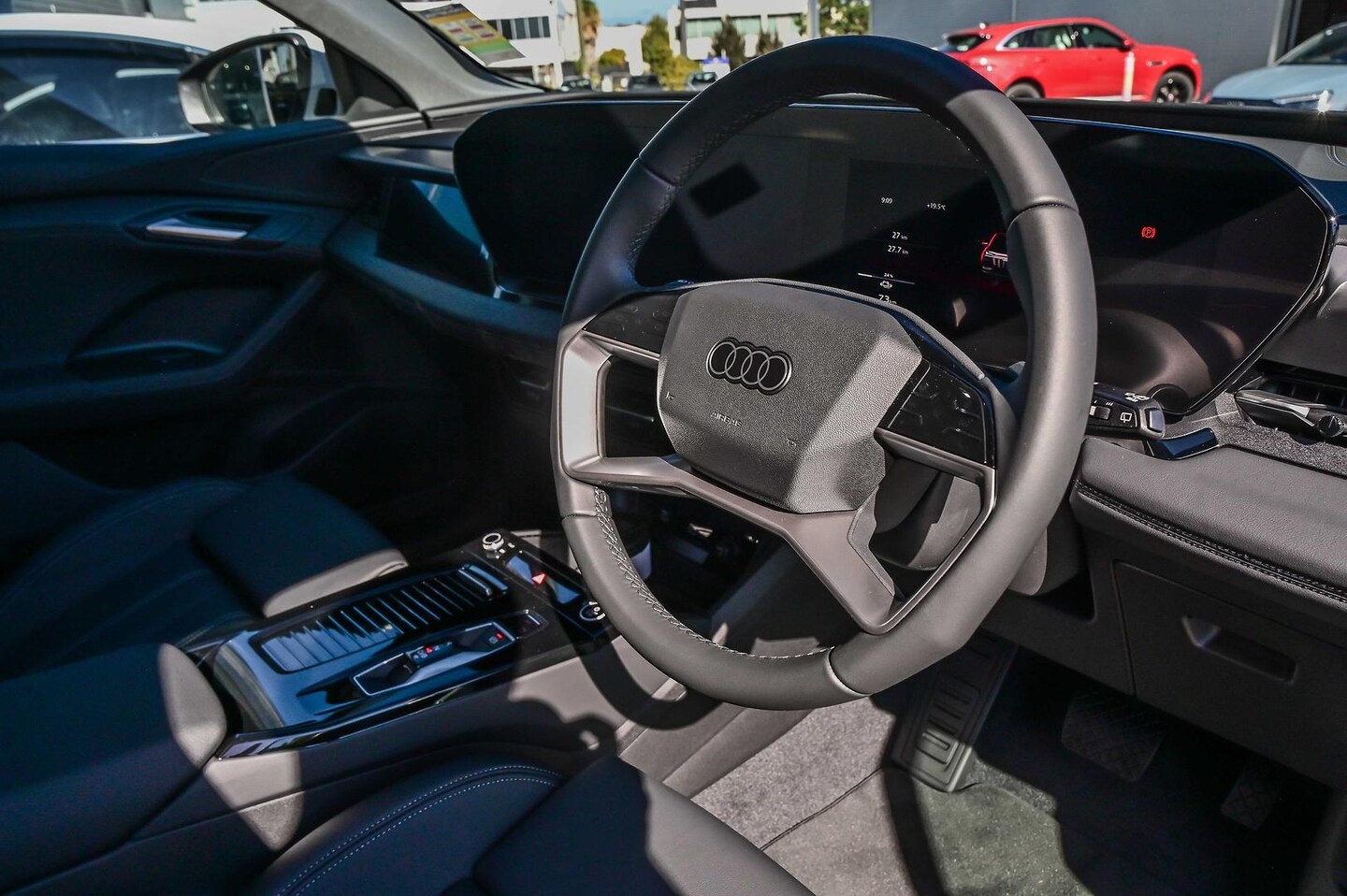 Image about Audi Q6 SUV e-tron e-tron