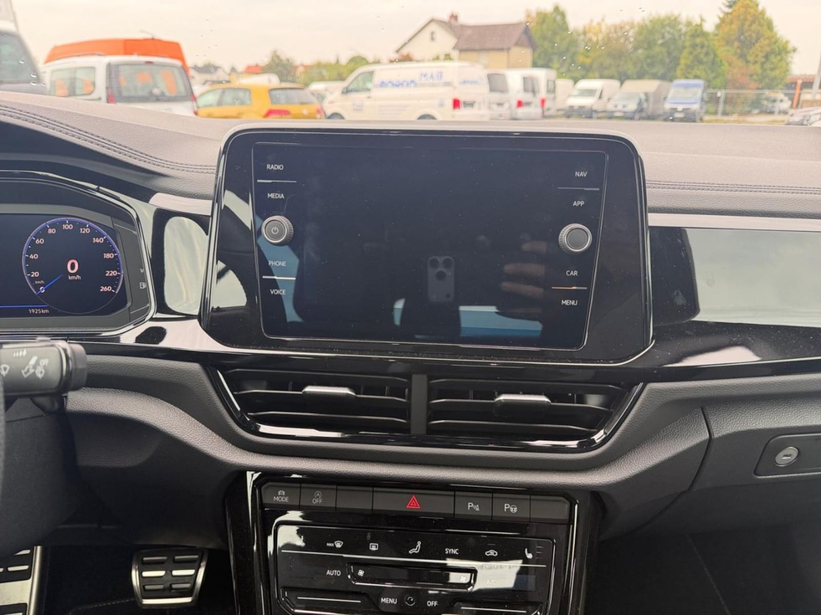 Volkswagen T-Roc Cabriolet – Bild 17