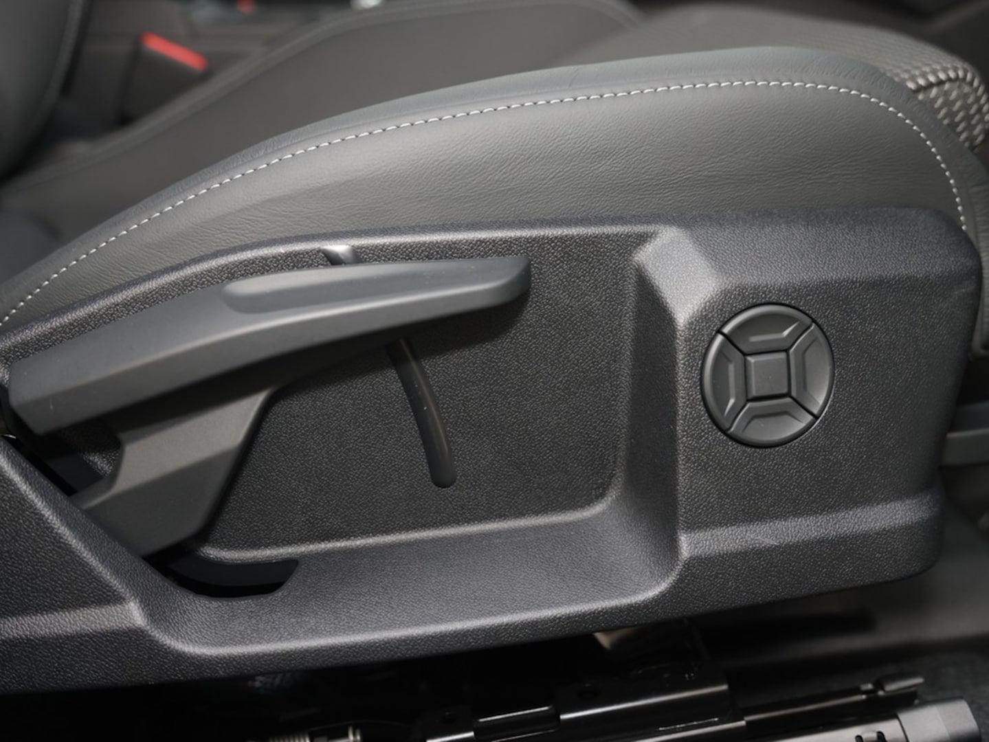 Bild über Audi A3 Sportback S line 35 TFSI S tronic - für weitere Informationen kontaktieren Sie den Audi Partner