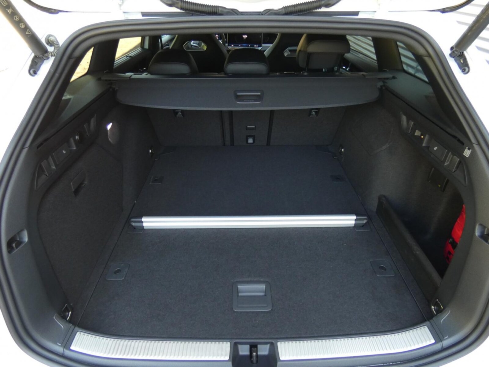 Volkswagen Passat – Bild 8