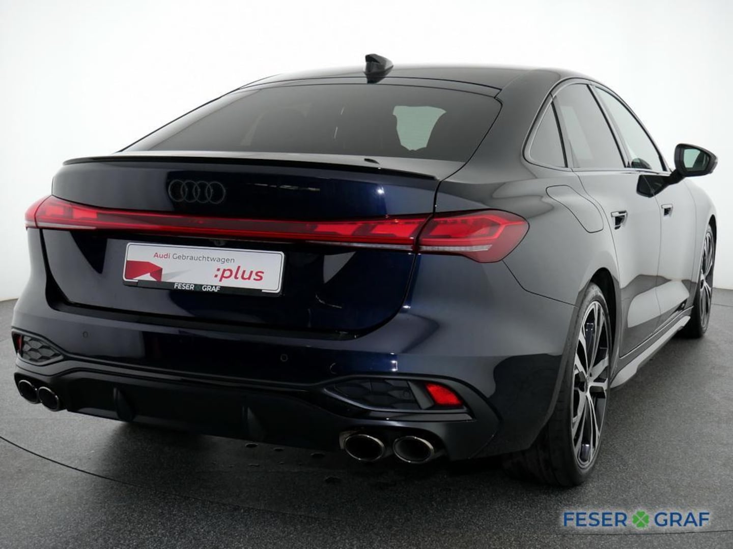 Bild über Audi S5 Limousine TFSI 270 kW S tronic - für weitere Informationen kontaktieren Sie den Audi Partner