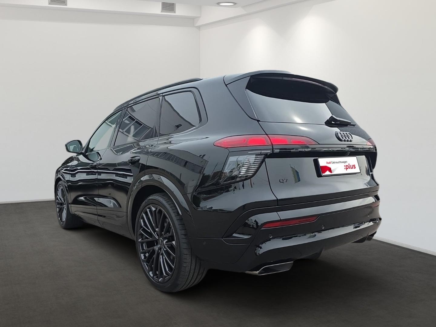 Bild über Audi Q7 SUV TDI quattro 220 kW tiptronic - für weitere Informationen kontaktieren Sie den Audi Partner