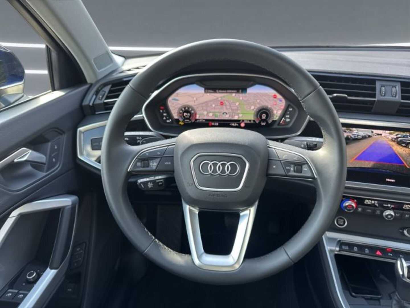 Bild über Audi Q3 TFSI 110 kW S tronic - für weitere Informationen kontaktieren Sie den Audi Partner