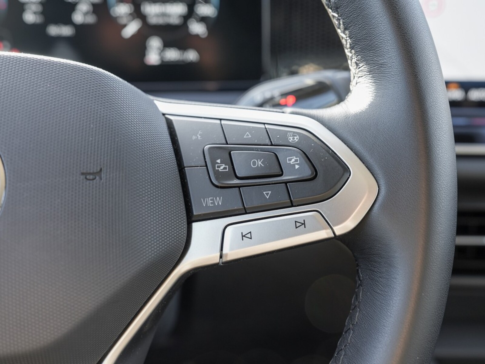 Volkswagen Tiguan – Bild 17