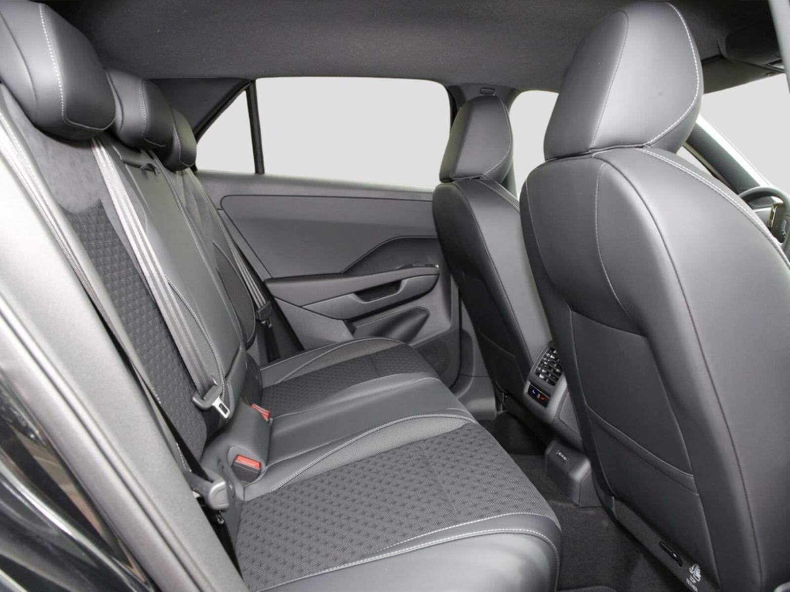 Volkswagen T-Roc – Bild 11