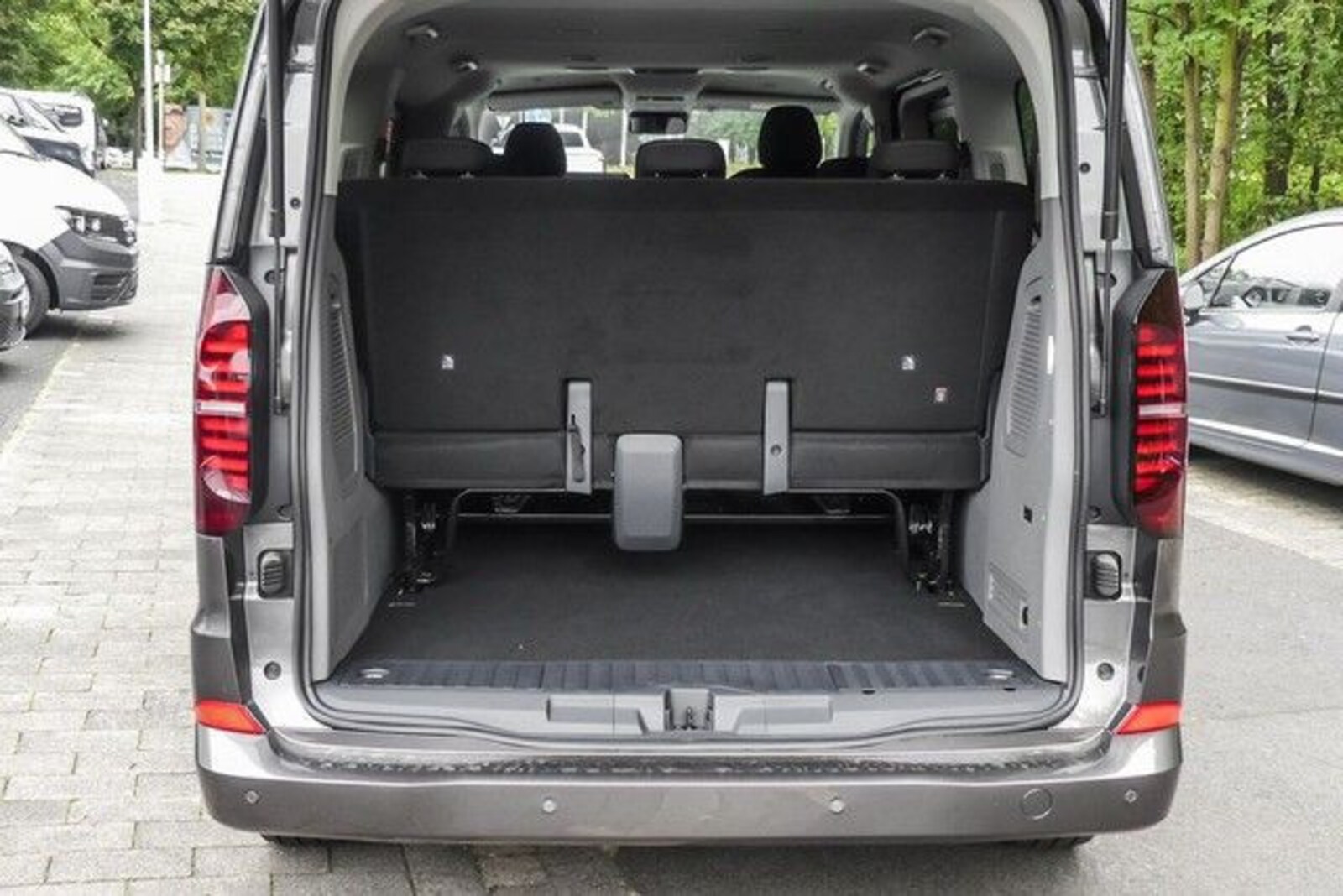 Volkswagen Caravelle – Bild 24