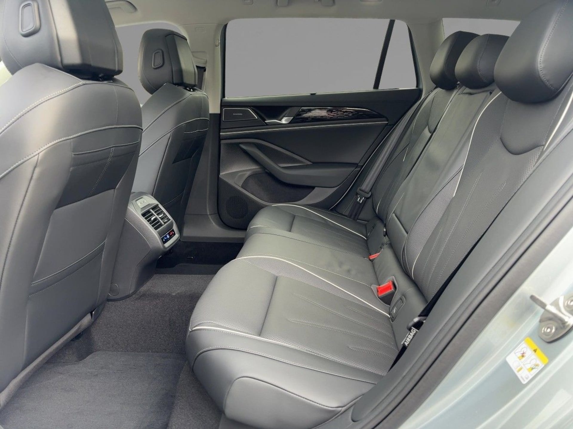 Volkswagen Passat Elegance