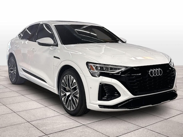 2024 Audi Q8 Sportback e-tron