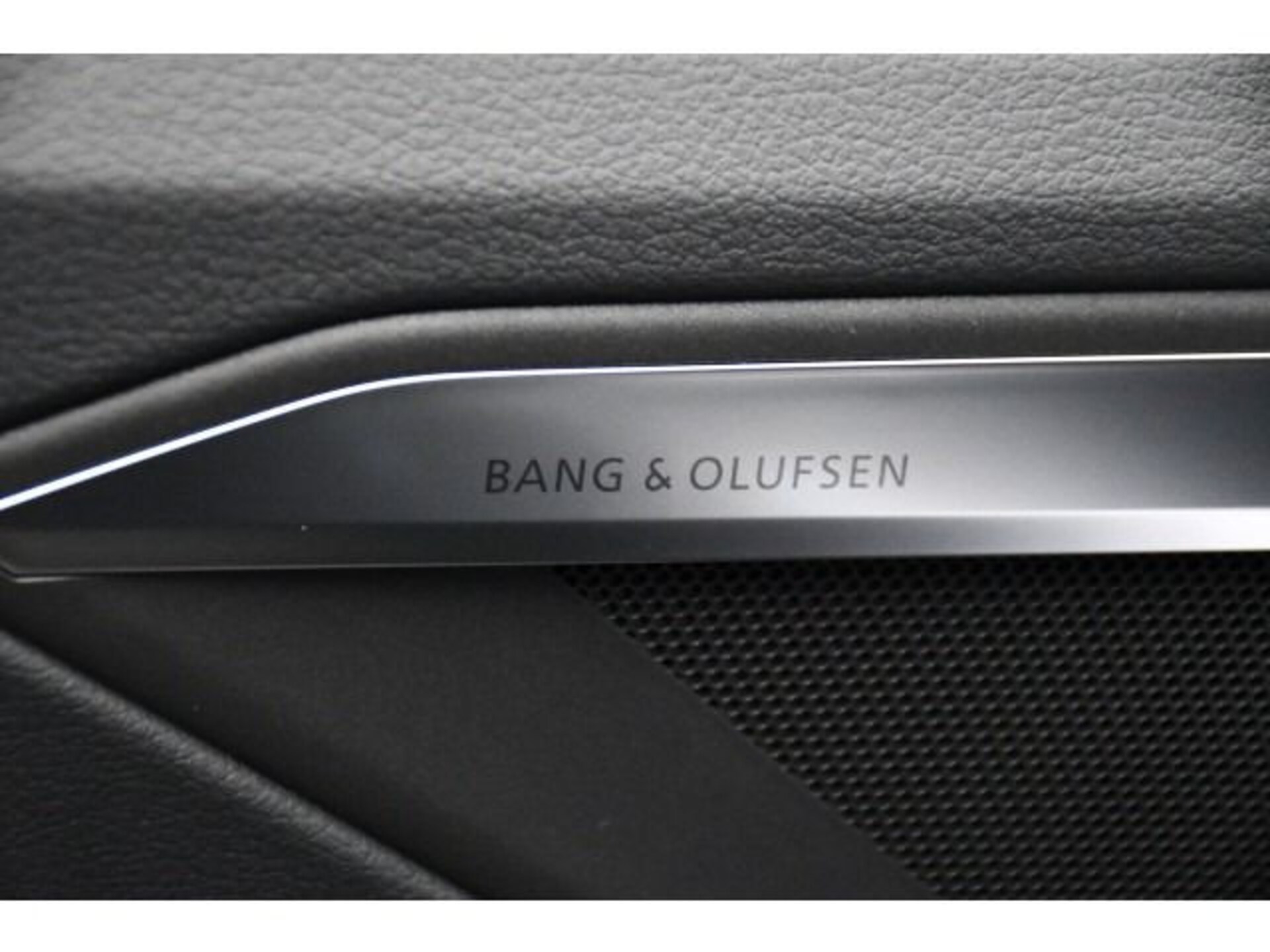 Audi Q8 Sportback e-tron S line