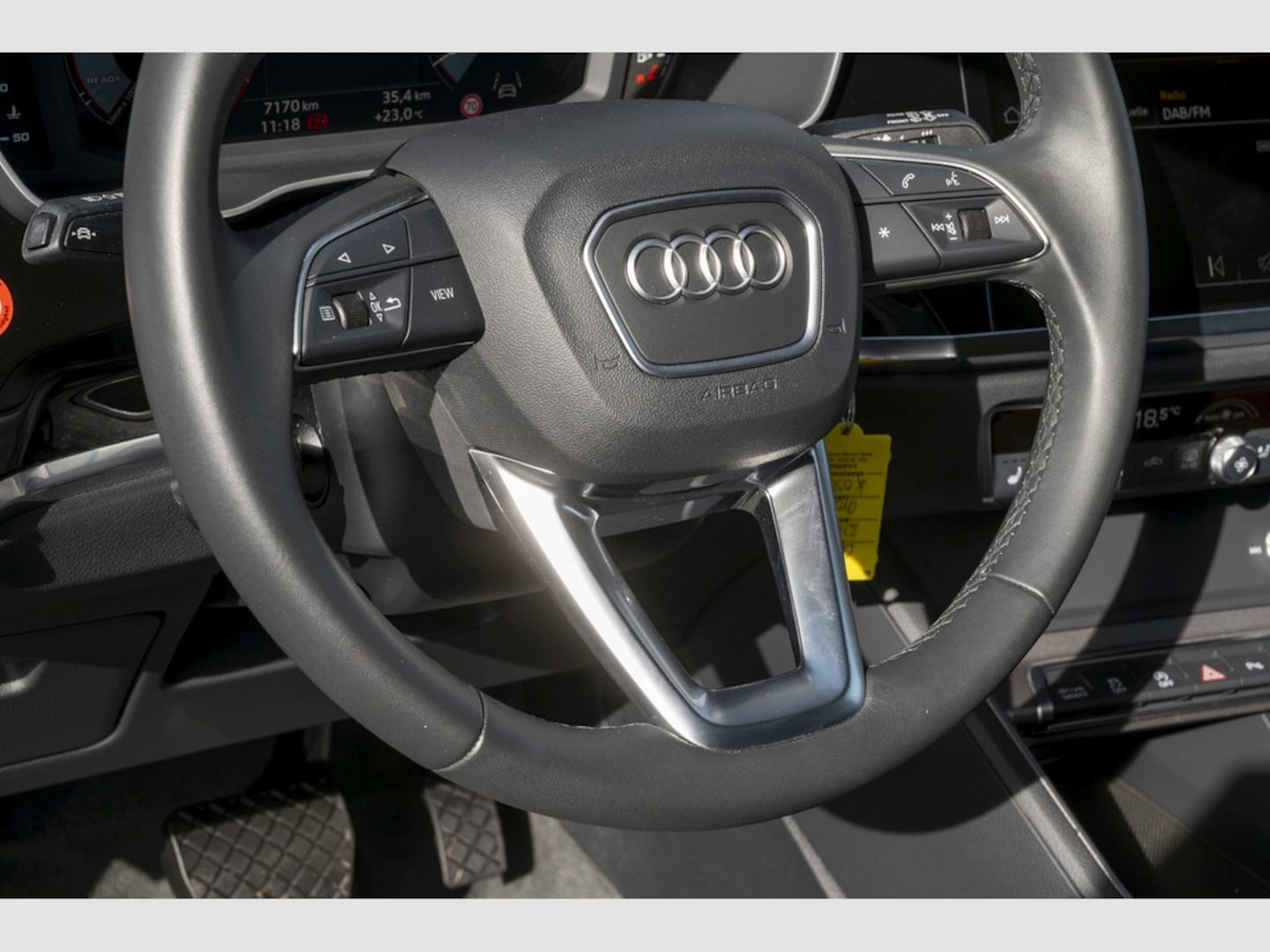 Bild über Audi Q3 Sportback S line 35 TFSI S tronic - für weitere Informationen kontaktieren Sie den Audi Partner