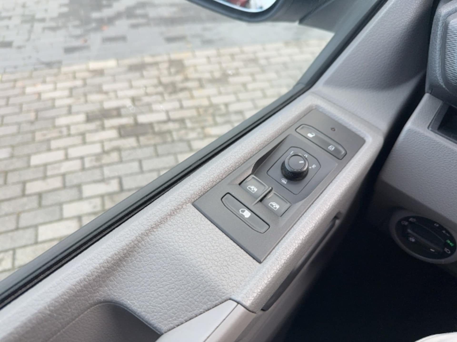Volkswagen T6.1 Transporter Kasten kurzer Radstand