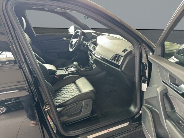 Image about Audi Q5 Sportback TFSI e S line business 55 TFSI e quattro S tronic