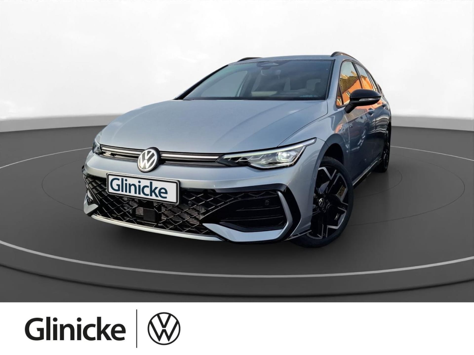 Volkswagen Golf Variant R-Line