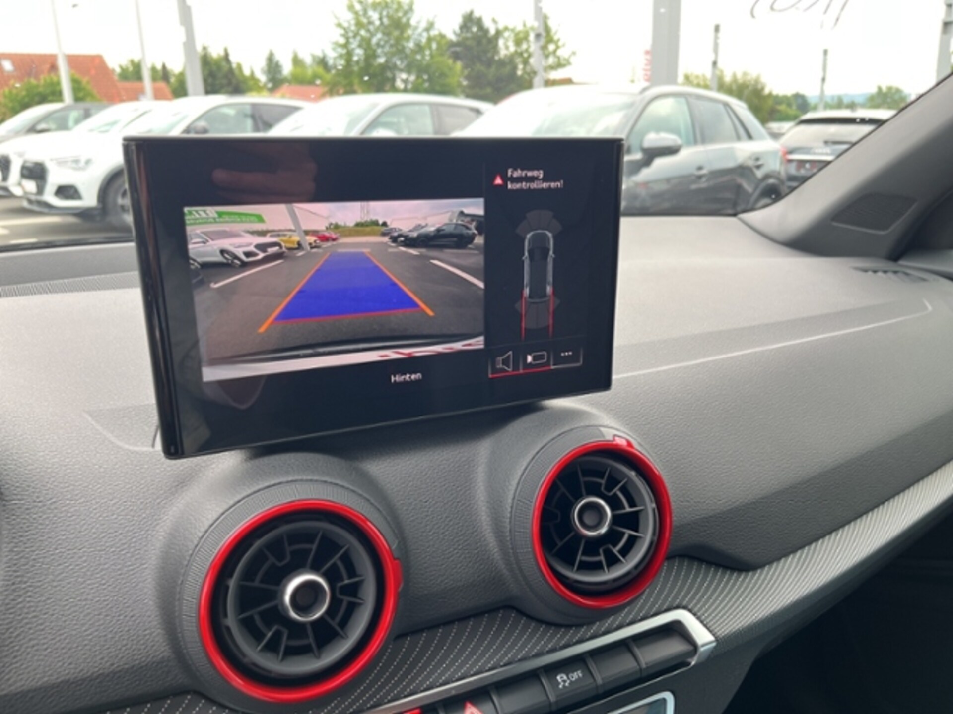 Audi Q2 S line