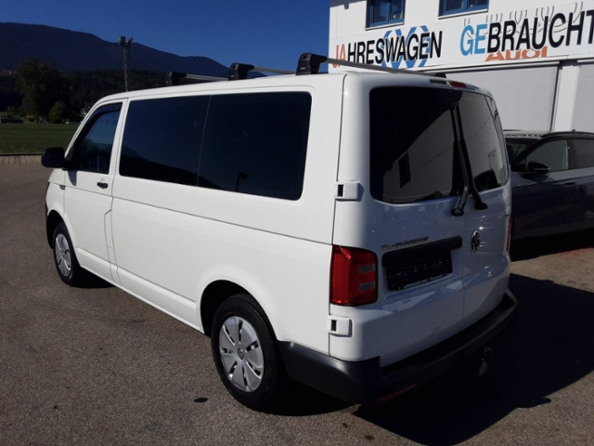 Volkswagen T6 Transporter Kombi kurzer Radstand