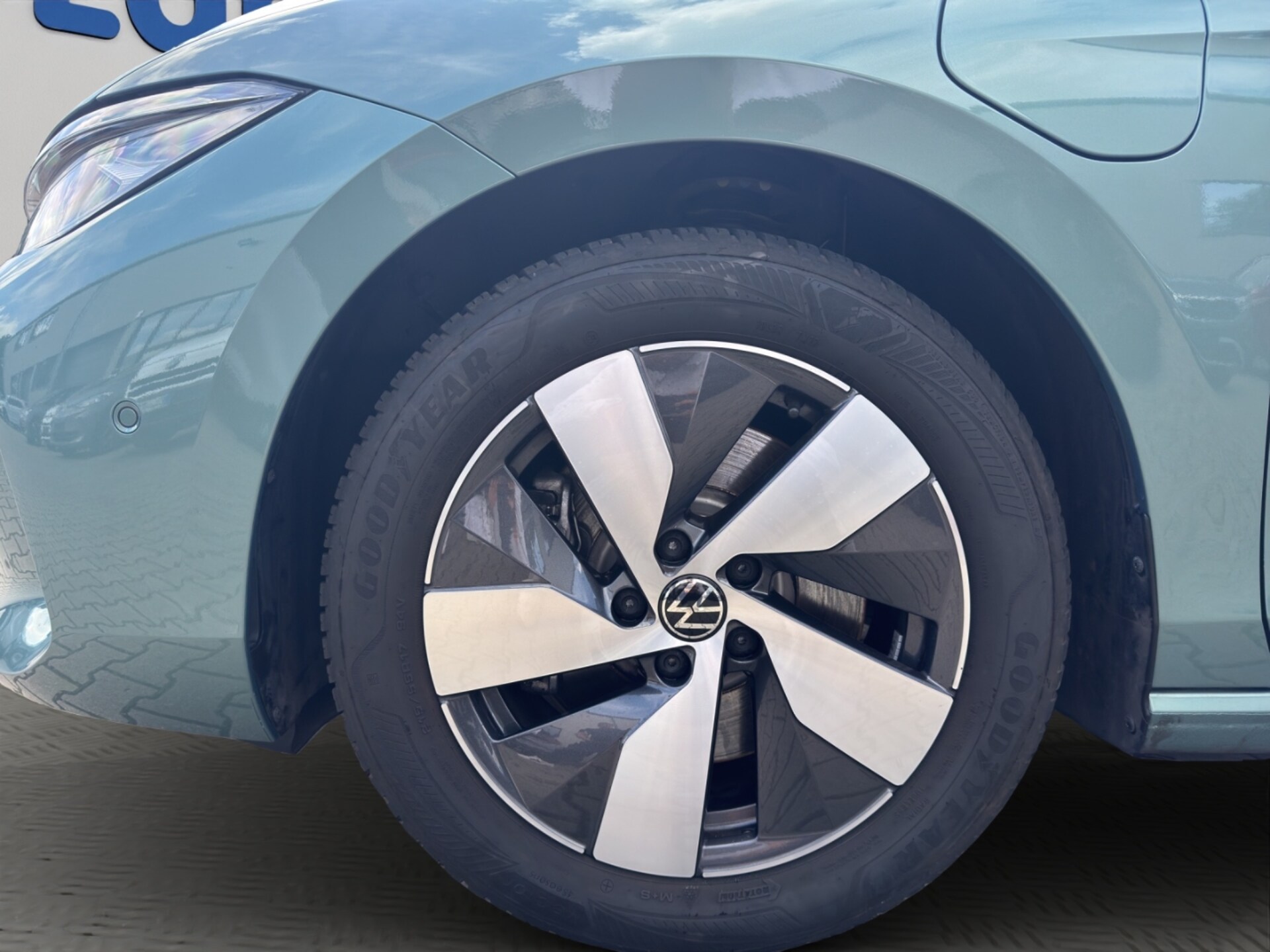 Volkswagen Passat Business
