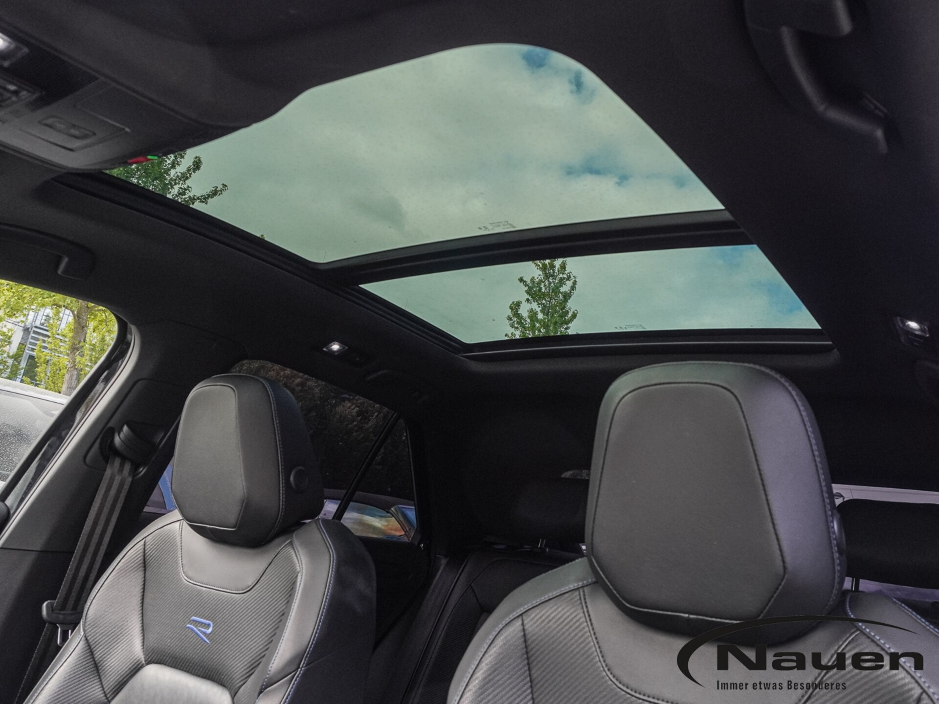 Volkswagen T-Roc R
