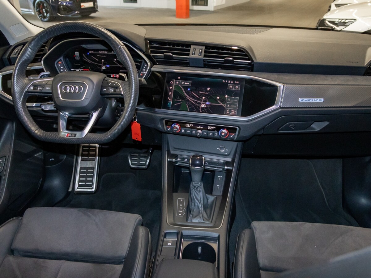 Image about Audi RS Q3 TFSI quattro S tronic