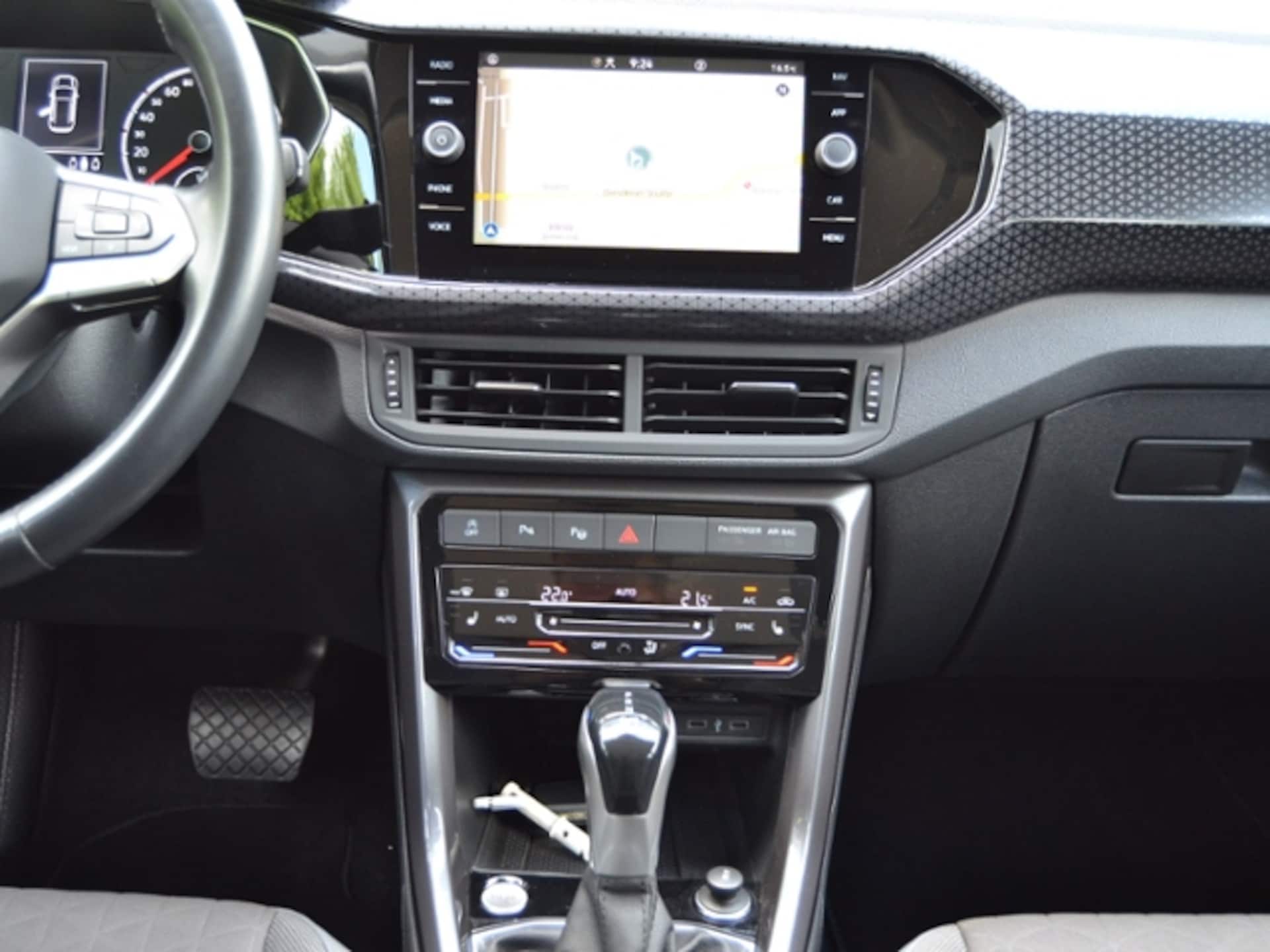 Volkswagen T-Cross Style