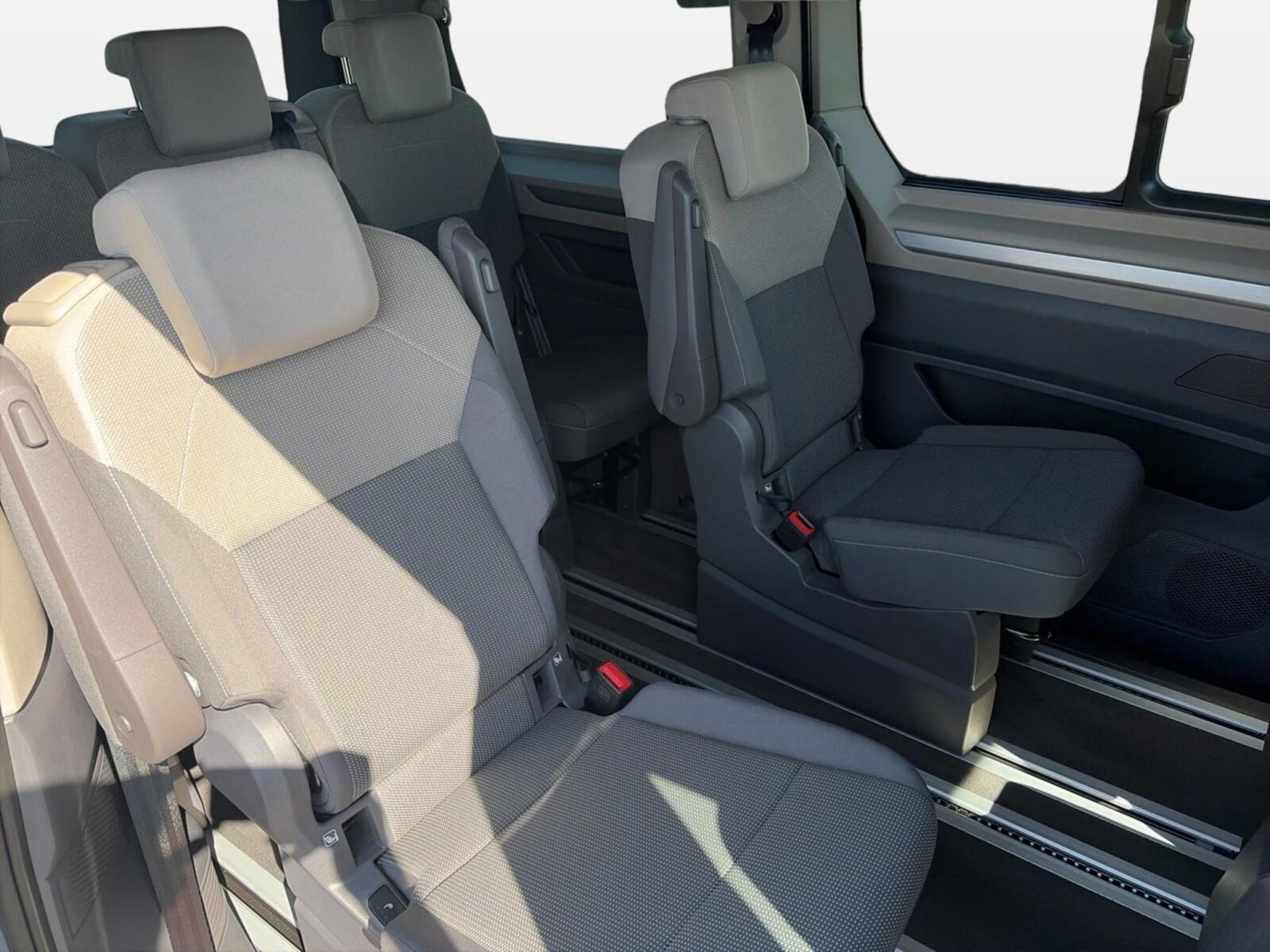 Volkswagen Multivan Langversion – Bild 12