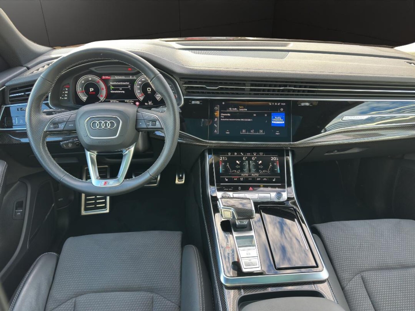 Bild über Audi Q8 competition plus 50 TDI quattro tiptronic - für weitere Informationen kontaktieren Sie den Audi Partner
