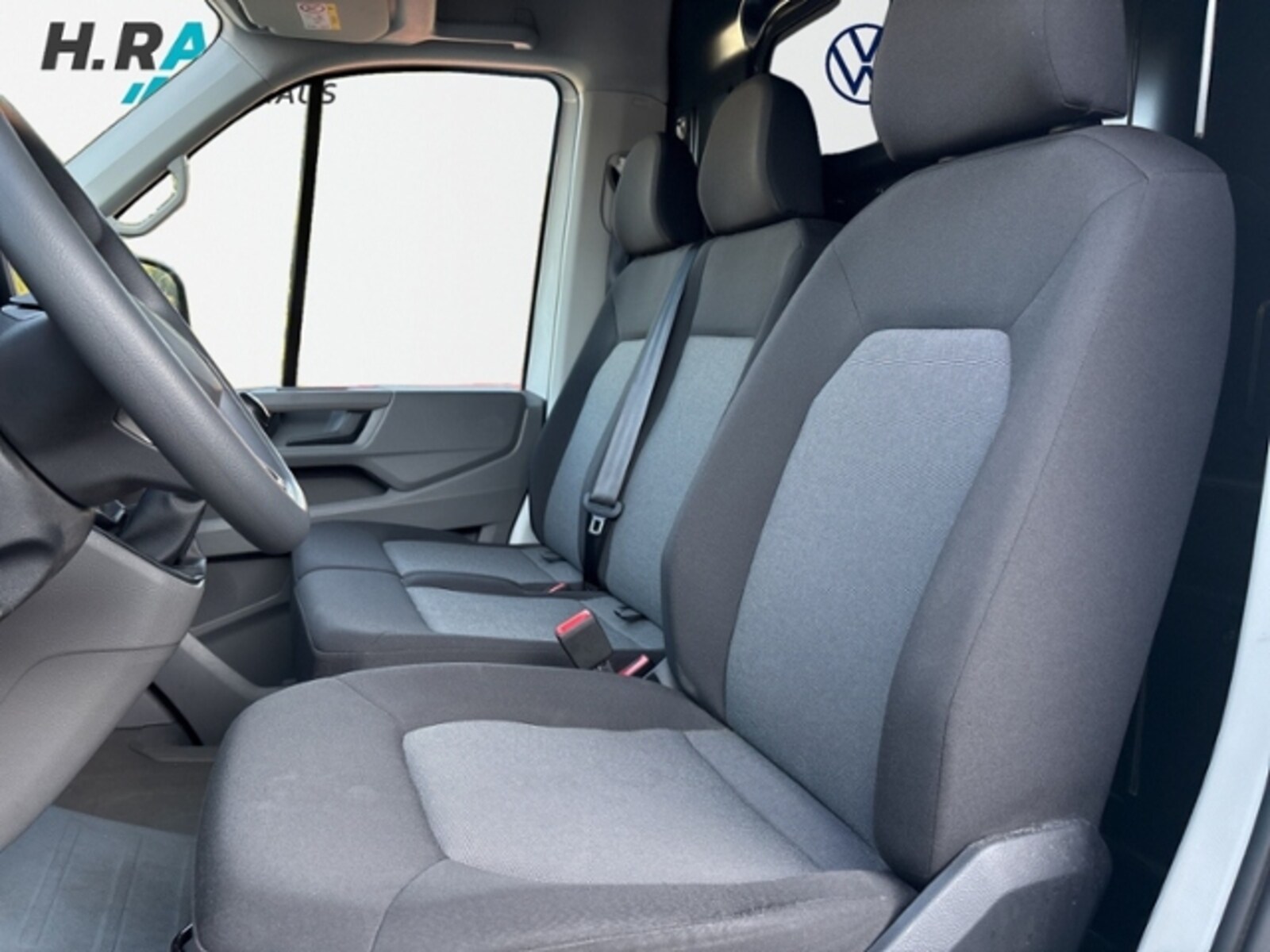 Volkswagen Crafter Kasten mittlerer Radstand – Bild 8