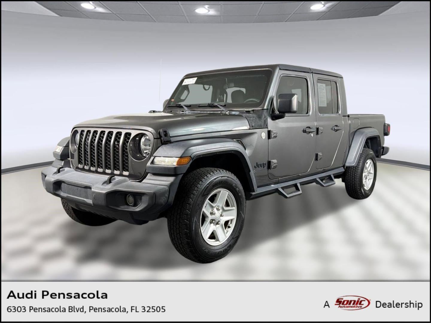 2020 Jeep Gladiator Sport's photo