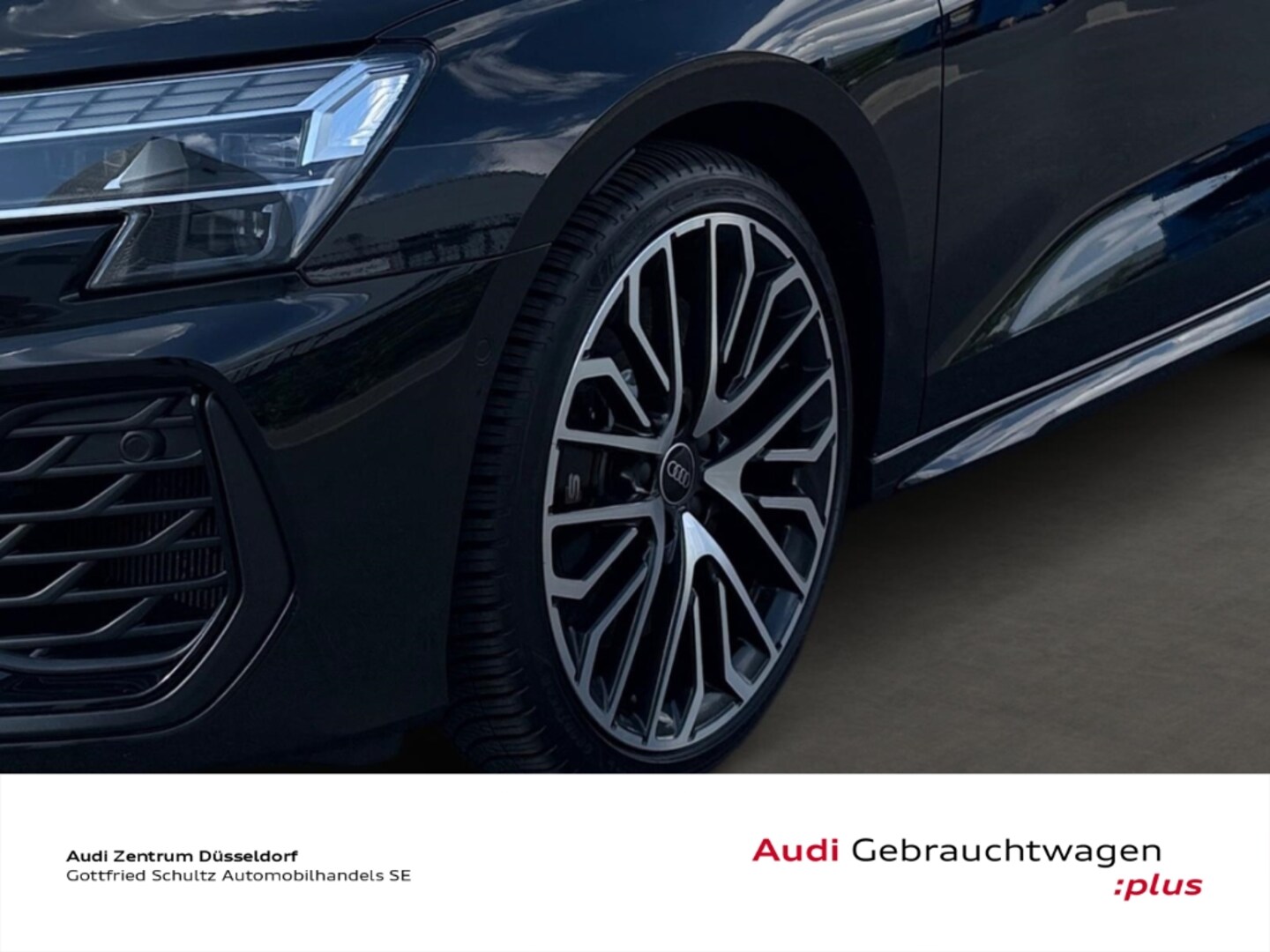 Bild über Audi S3 Sportback TFSI quattro S tronic - für weitere Informationen kontaktieren Sie den Audi Partner