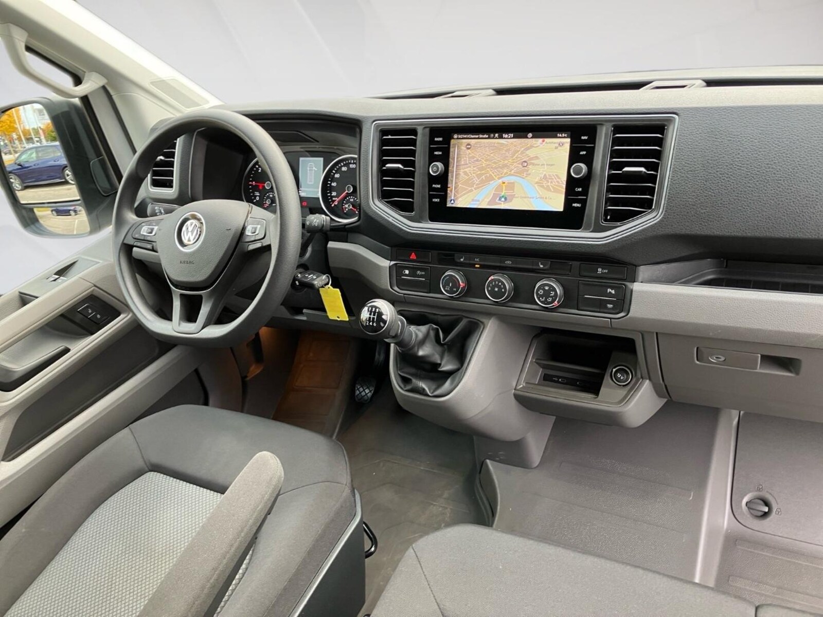 Volkswagen Crafter Kasten mittlerer Radstand – Bild 11