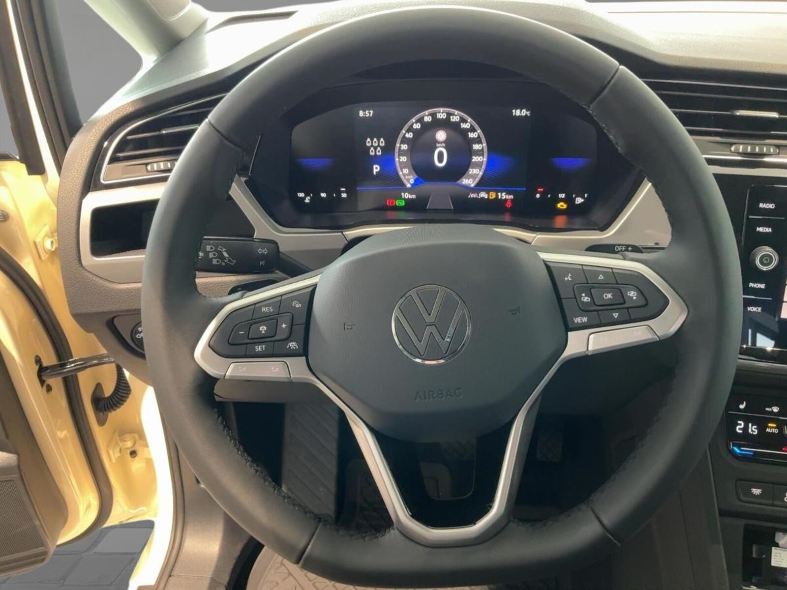 Volkswagen Touran – Bild 10