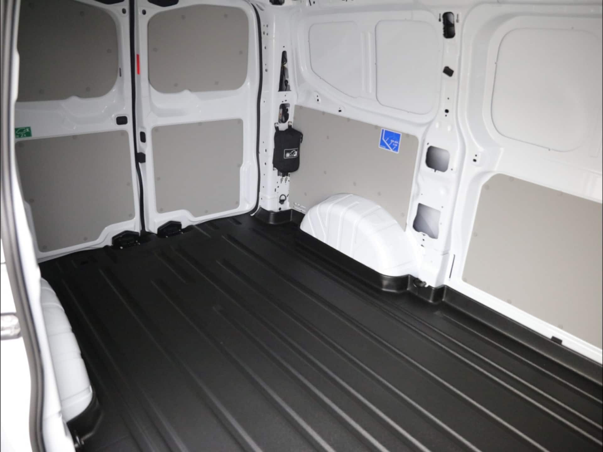 Volkswagen Transporter Kasten kurzer Radstand