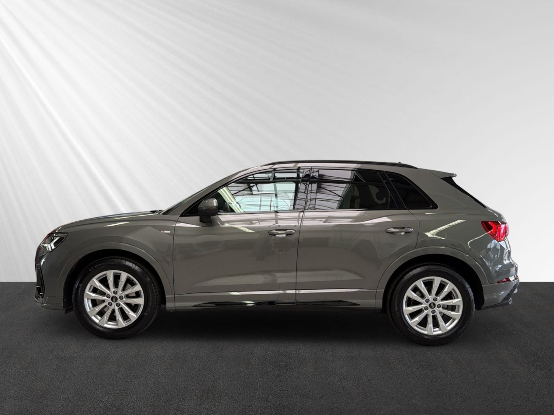 Audi Q3 SUV S line