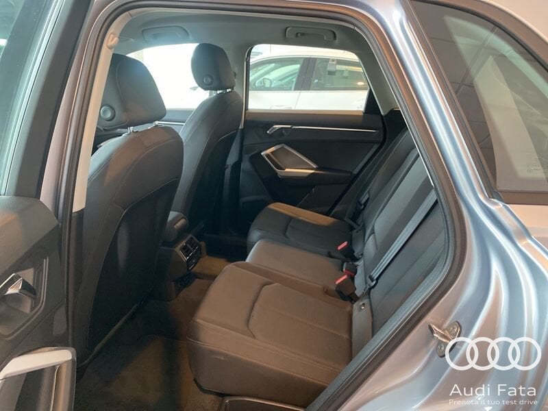 Immagine di Audi Q3 Business 35 TDI 110 kW (150 PS) S tronic - Vista: for more details contact your dealer