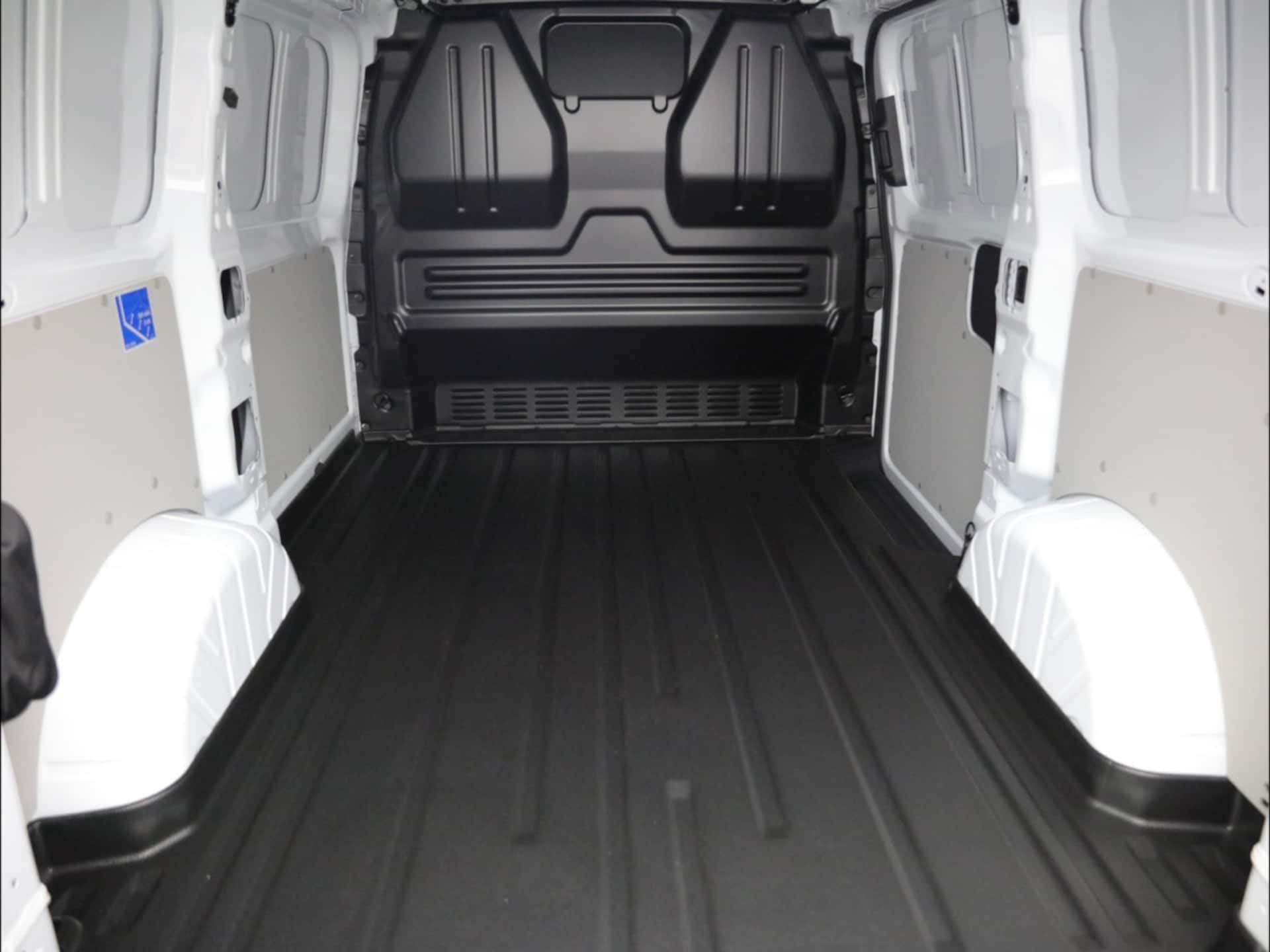 Volkswagen Transporter Kasten kurzer Radstand