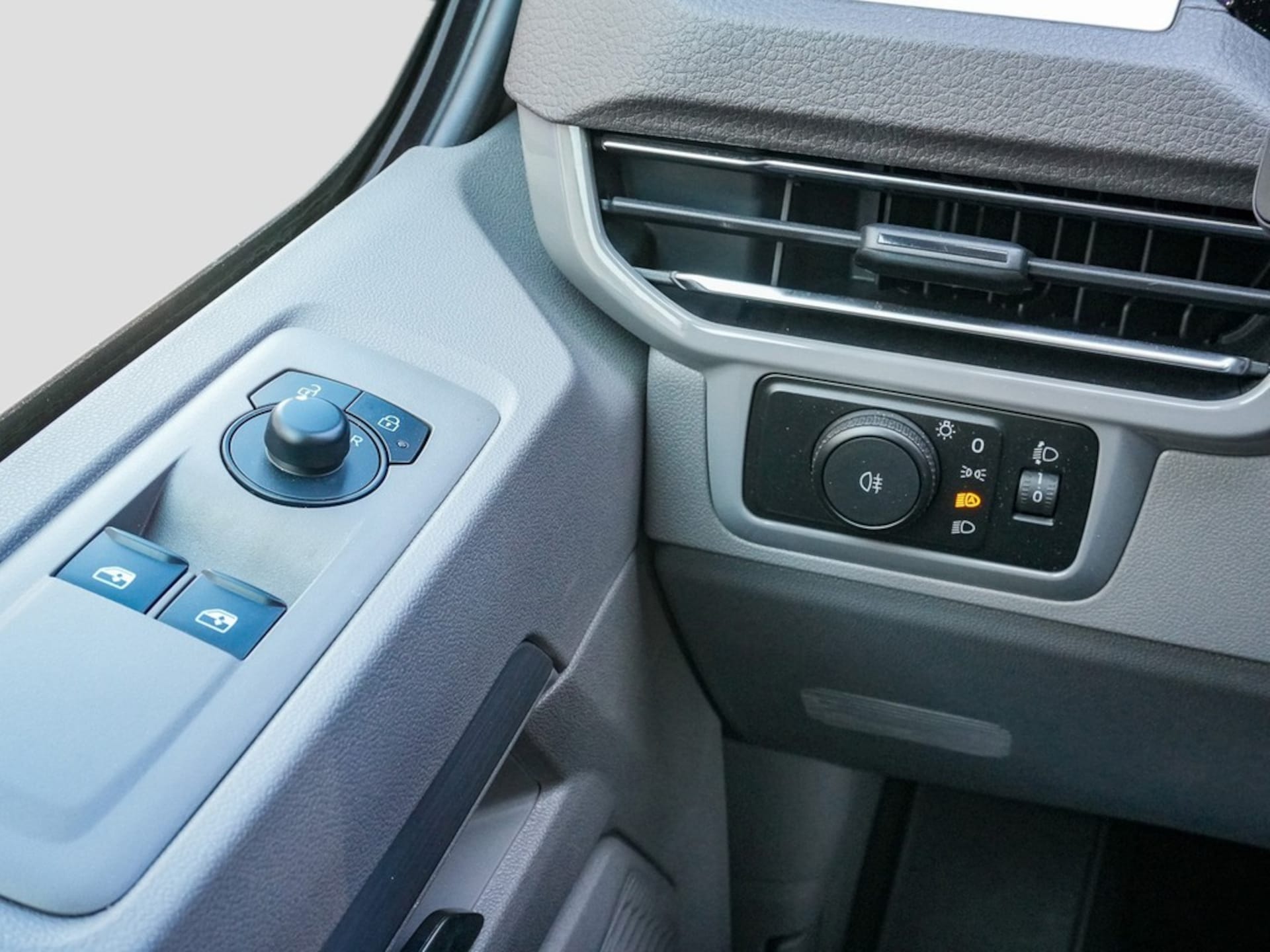 Volkswagen Caravelle Life