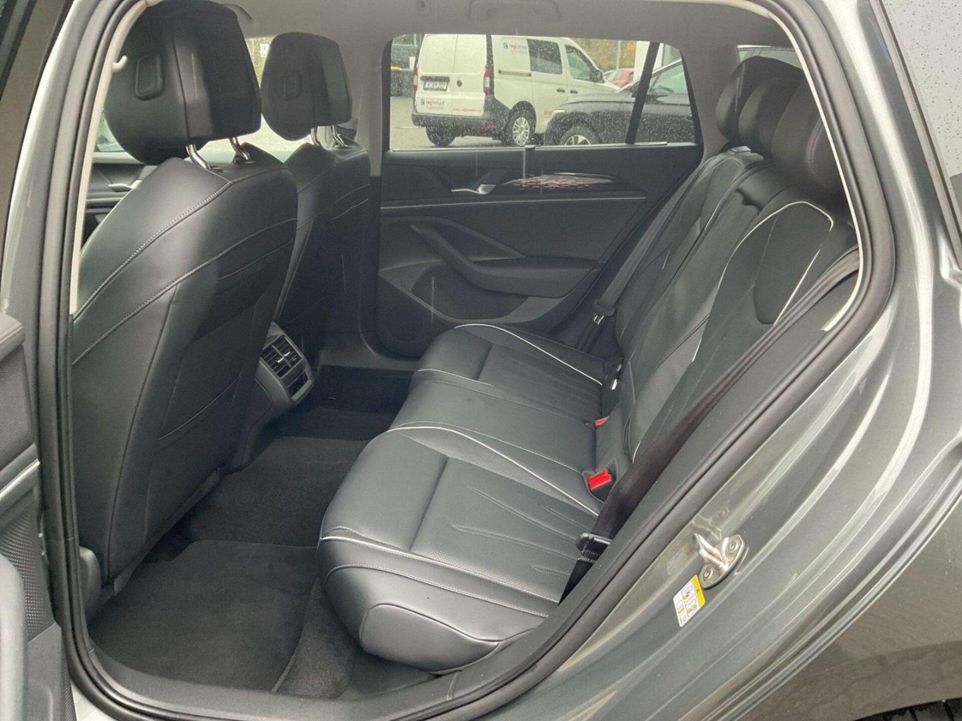 Volkswagen Passat Business